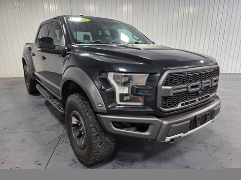 Used 2017 Ford F150 Raptor w/ Equipment Group 802A Luxury AWD/4WD image 2
