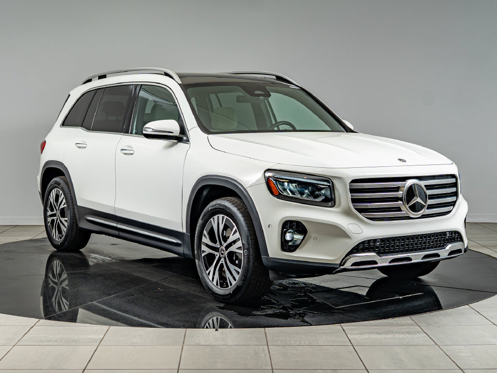 Certified 2026 Mercedes-Benz GLB 250 4MATIC image 3
