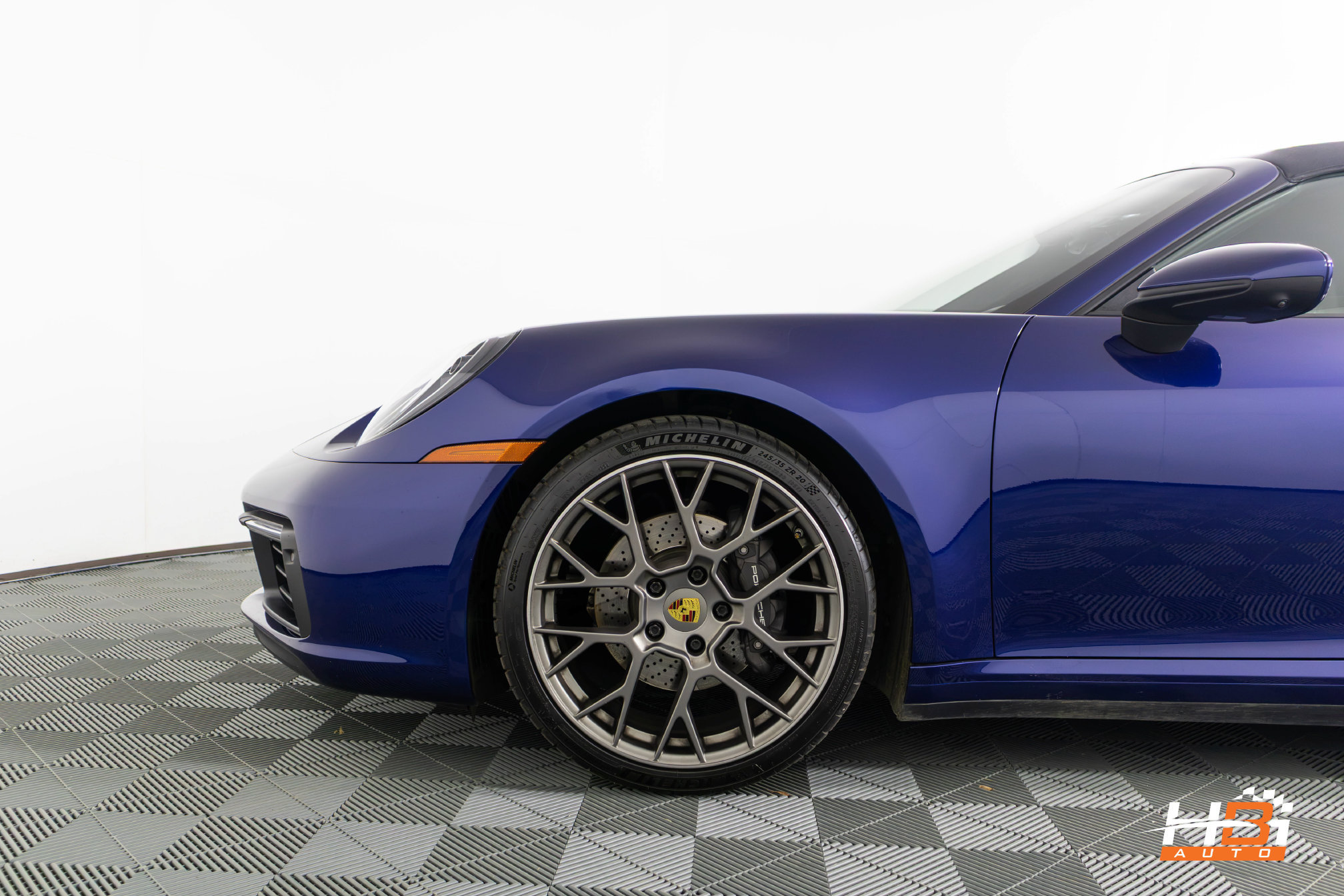 Used 2020 Porsche 911 Carrera RWD image 17