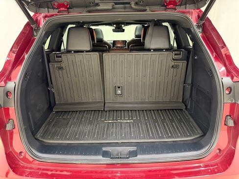 Used 2022 Toyota Highlander XSE AWD/4WD image 5