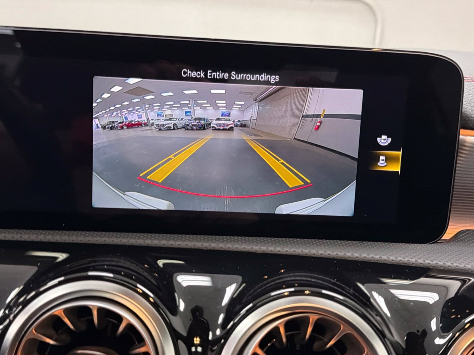 Used 2023 Mercedes-Benz CLA 250 image 32
