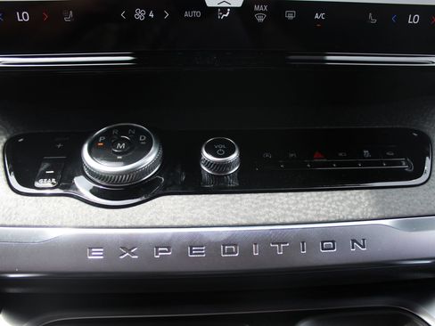 New 2026 Ford Expedition Tremor AWD/4WD image 32