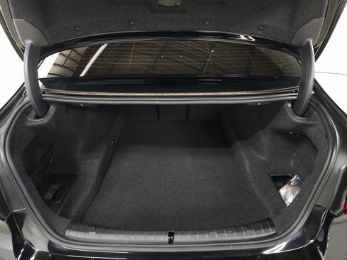 Used 2023 BMW 530i xDrive w/ Convenience Package image 9