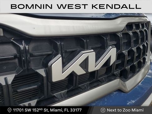 Used 2023 Kia Telluride EX X-Line image 12