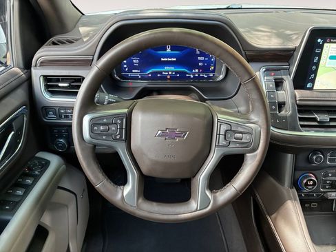 Used 2023 Chevrolet Tahoe Z71 w/ Luxury Package AWD/4WD image 12
