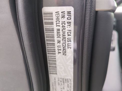 New 2026 Jeep Grand Cherokee Altitude AWD/4WD image 38