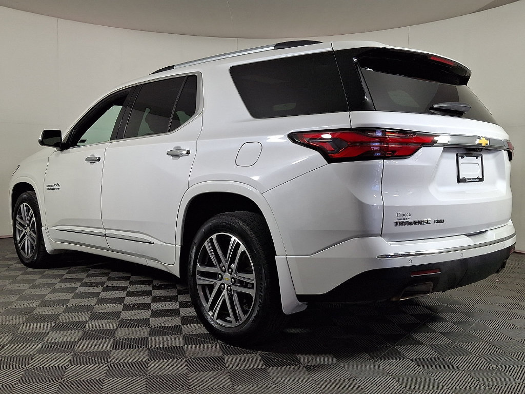 Used 2022 Chevrolet Traverse High Country w/ LPO, Floor Liner Package AWD/4WD image 4