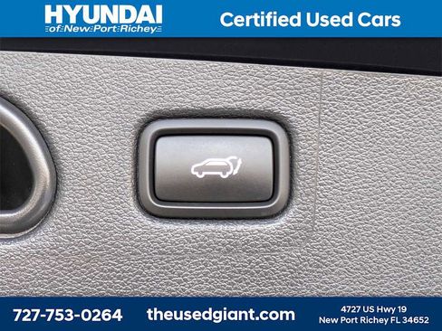 Certified 2021 Hyundai Tucson Limited image 13