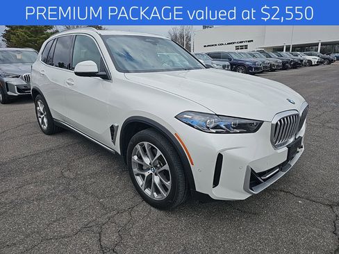 Certified 2024 BMW X5 xDrive40i w/ Premium Package AWD/4WD image 3