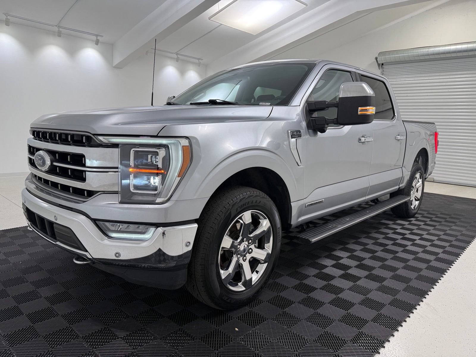 Used 2023 Ford F150 Lariat w/ Equipment Group 502A High AWD/4WD image 3
