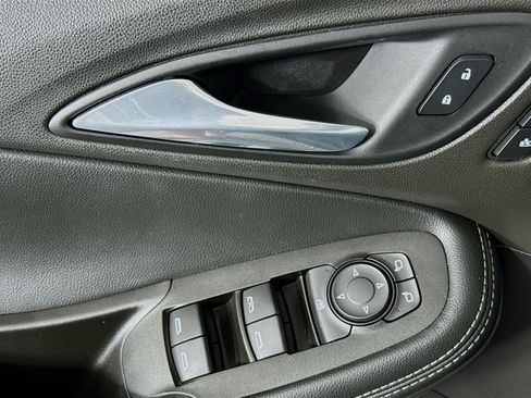 Used 2021 Buick Encore GX Essence w/ Advanced Technology Package image 23