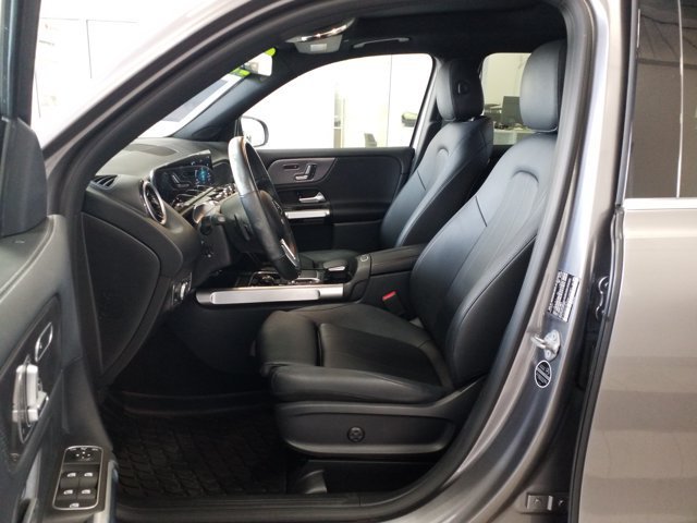Used 2021 Mercedes-Benz GLB 250 4MATIC image 13