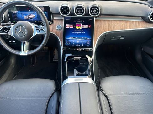 Used 2025 Mercedes-Benz C 300 Sedan image 15