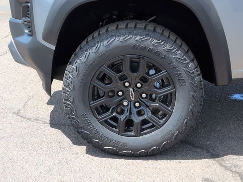 New 2026 Chevrolet Colorado Trail Boss AWD/4WD image 34