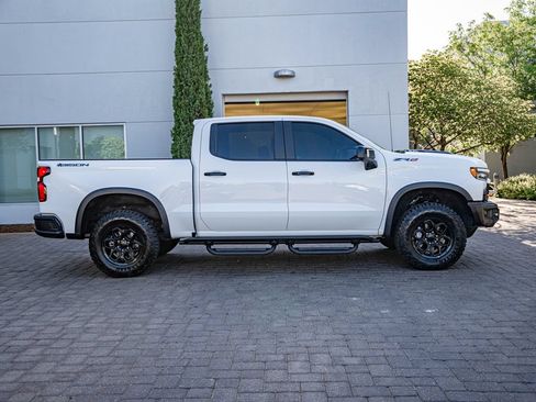 Used 2024 Chevrolet Silverado 1500 ZR2 w/ ZR2 Bison Edition AWD/4WD image 4