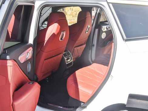 Used 2024 BMW XM w/ M Driver's Package image 48