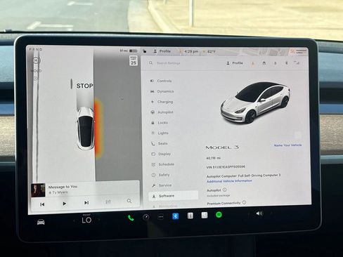 Used 2023 Tesla Model 3 Standard Range image 19