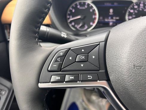 New 2024 Nissan Sentra SV w/ SV Premium Package image 18