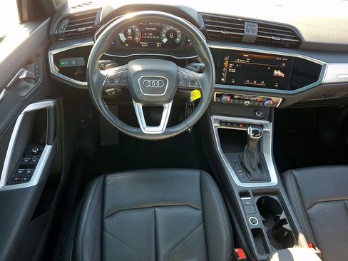 Used 2025 Audi Q3 2.0T Premium AWD/4WD image 11