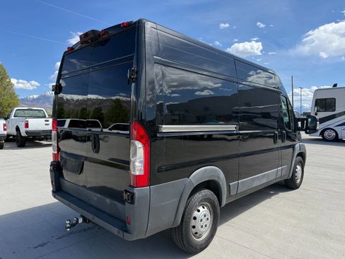 Used 2015 RAM ProMaster 2500 w/ Cargo Convenience Group image 4