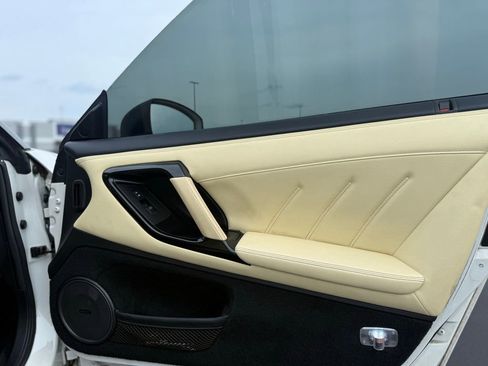 Used 2017 Nissan GT-R Premium w/ Premium Interior Package AWD/4WD image 27