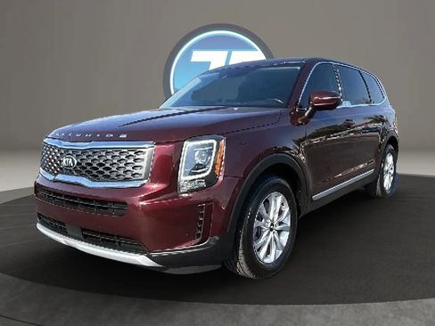 Used 2021 Kia Telluride LX FWD image 15