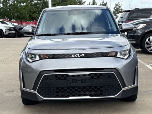 Used 2023 Kia Soul LX w/ Option Group 015 FWD image 7