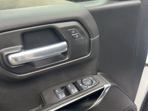 Used 2020 Chevrolet Silverado 1500 LT image 8