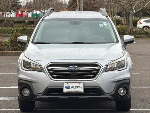 Used 2019 Subaru Outback 2.5i Premium image 9