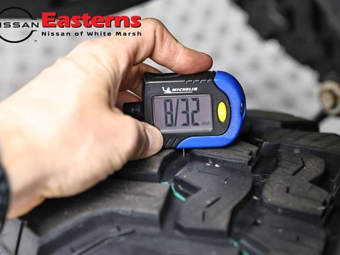 Used 2021 Jeep Gladiator Rubicon w/ LED Lighting Group AWD/4WD image 29