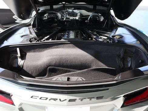 Used 2023 Chevrolet Corvette Stingray Preferred Cpe w/ Z51 Performance Package RWD image 17