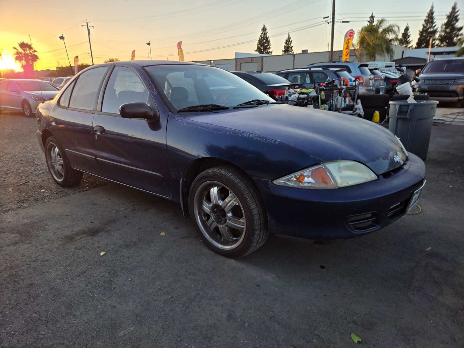 Used 2002 Chevrolet Cavalier Sedan FWD image 4