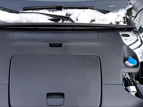 New 2026 Volvo EX30 Cross Country Ultra w/ Protection Package Premier AWD/4WD image 12