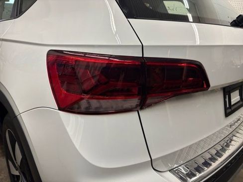 Used 2024 Volkswagen Taos S image 8