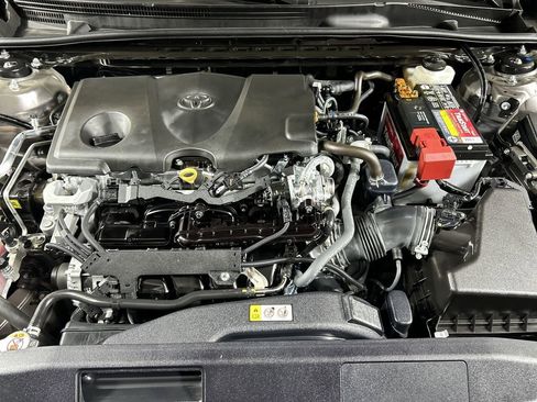 Used 2023 Toyota Camry XSE image 10