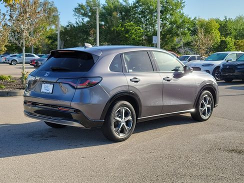 Used 2024 Honda HR-V EX-L image 6