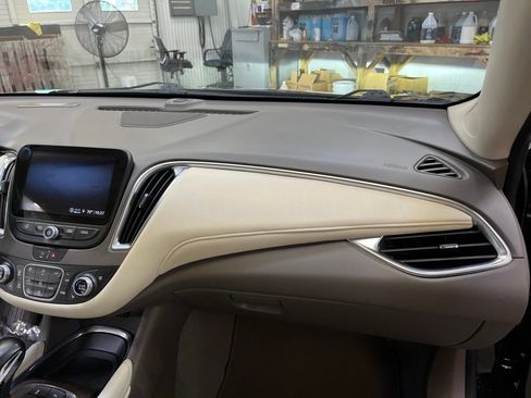 Used 2024 Chevrolet Malibu LT FWD image 30