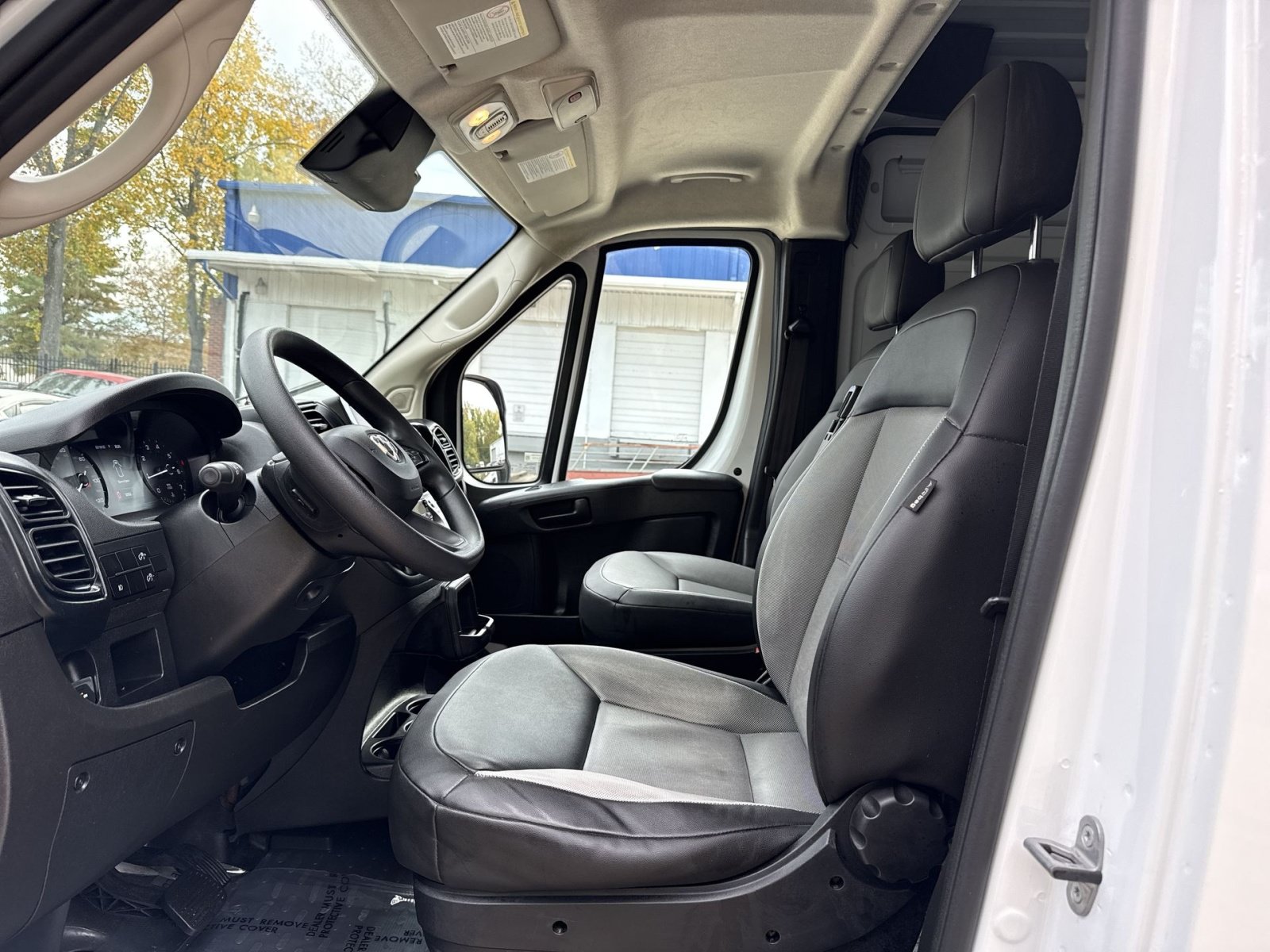 Used 2024 RAM ProMaster 2500 w/ Convenience Group FWD image 20