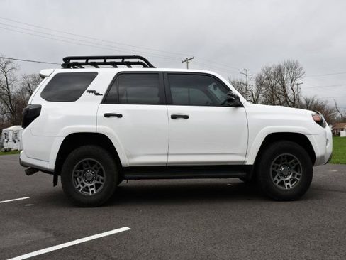 Used 2022 Toyota 4Runner TRD Off-Road Premium w/ Moonroof Package image 8