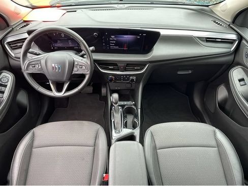 Used 2024 Buick Encore GX Preferred FWD image 16
