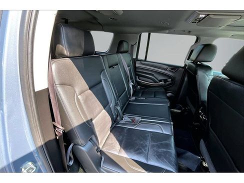 Used 2016 Chevrolet Suburban LT AWD/4WD image 21
