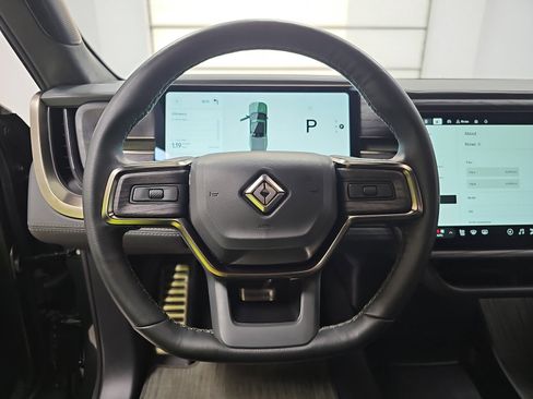 Used 2022 Rivian R1T Adventure image 26