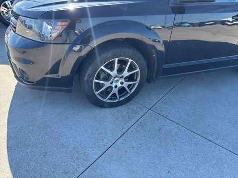 Used 2019 Dodge Journey GT image 2