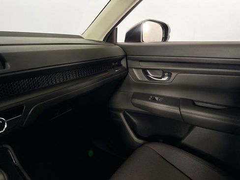 Certified 2025 Honda CR-V LX image 36