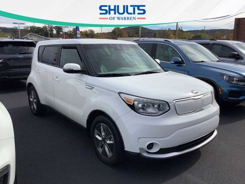 Used 2017 Kia Soul EV image 1