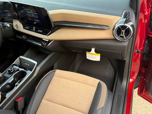 New 2026 Chevrolet Equinox ACTIV FWD image 15
