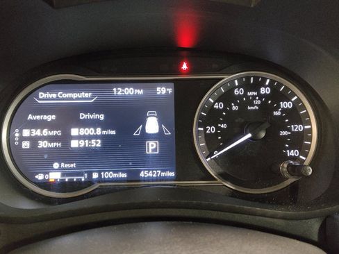 Used 2024 Nissan Versa SV FWD image 23