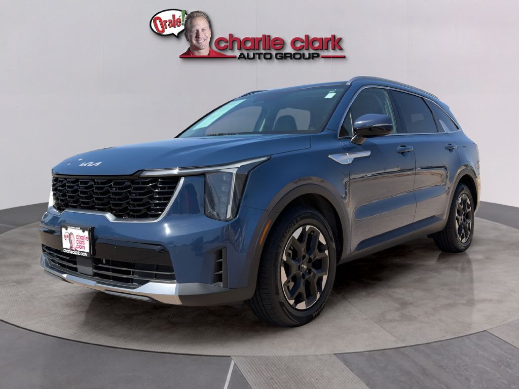 Used 2024 Kia Sorento S w/ Panoramic Sunroof Package FWD image 1