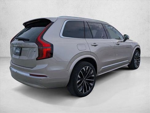 New 2026 Volvo XC90 T8 Plus w/ Protection Package Premier image 2