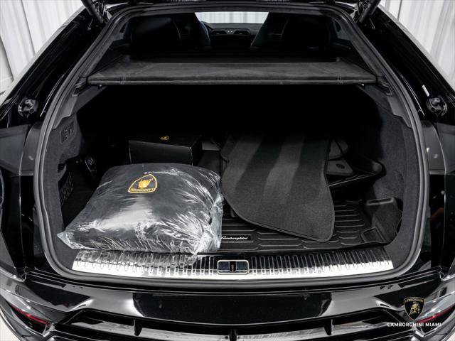 Used 2024 Lamborghini Urus S AWD/4WD image 15